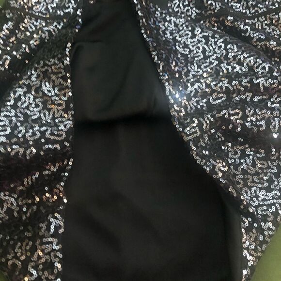 Strapless black sequin mini dress - Picture 9 of 10